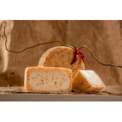 Formaggio Piccante Al Peperoncino
